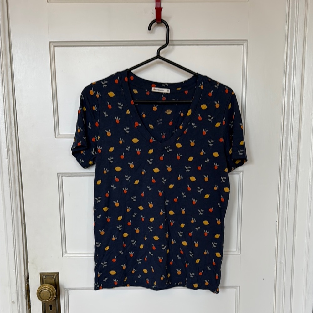 Women’s Navy Blue Citrus Graphic Tee M